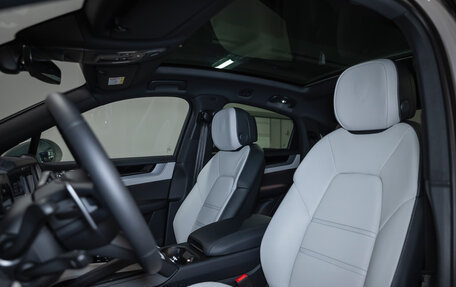 Porsche Cayenne III, 2025 год, 18 490 000 рублей, 24 фотография