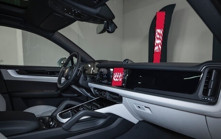 Porsche Cayenne III, 2025 год, 18 490 000 рублей, 26 фотография