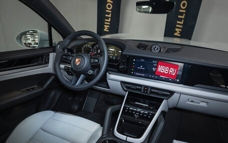 Porsche Cayenne III, 2025 год, 18 490 000 рублей, 35 фотография