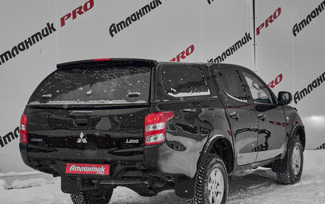 Mitsubishi L200 IV рестайлинг, 2017 год, 1 683 000 рублей, 6 фотография