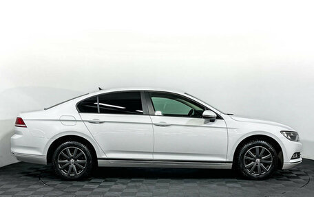 Volkswagen Passat B8 рестайлинг, 2017 год, 1 848 000 рублей, 4 фотография