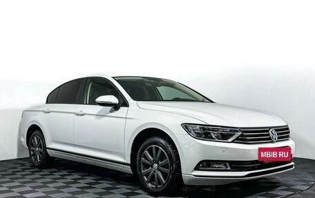 Volkswagen Passat B8 рестайлинг, 2017 год, 1 848 000 рублей, 3 фотография