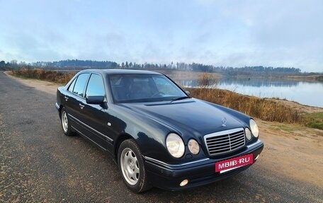 Mercedes-Benz E-Класс, 1998 год, 950 000 рублей, 2 фотография