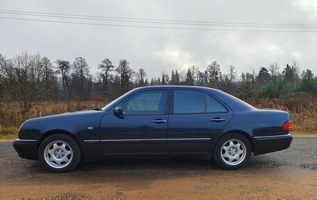 Mercedes-Benz E-Класс, 1998 год, 950 000 рублей, 10 фотография