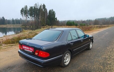 Mercedes-Benz E-Класс, 1998 год, 950 000 рублей, 13 фотография