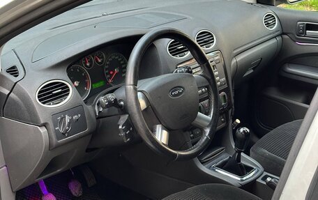 Ford Focus II рестайлинг, 2006 год, 430 000 рублей, 13 фотография