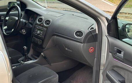 Ford Focus II рестайлинг, 2006 год, 430 000 рублей, 15 фотография