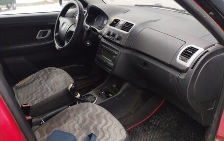 Skoda Fabia II, 2009 год, 225 000 рублей, 8 фотография