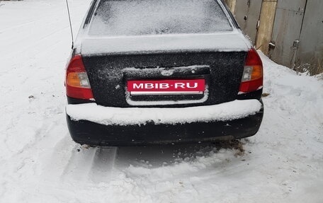 Hyundai Accent II, 2000 год, 137 000 рублей, 3 фотография