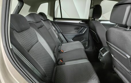 Volkswagen Tiguan II, 2018 год, 1 993 000 рублей, 8 фотография