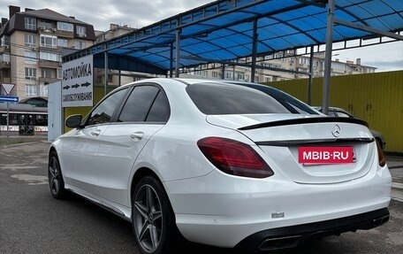 Mercedes-Benz C-Класс, 2018 год, 2 500 000 рублей, 11 фотография