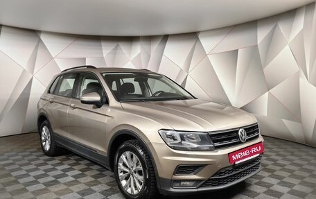 Volkswagen Tiguan II, 2018 год, 1 993 000 рублей, 12 фотография