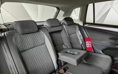 Volkswagen Tiguan II, 2018 год, 1 993 000 рублей, 17 фотография