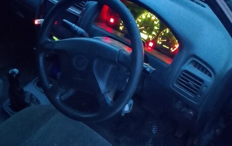 Mazda Capella, 1998 год, 135 000 рублей, 6 фотография