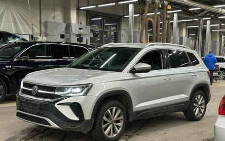 Volkswagen Taos, 2021 год, 2 690 000 рублей, 1 фотография
