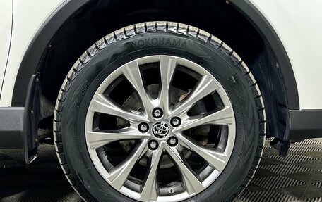 Toyota RAV4, 2017 год, 2 997 000 рублей, 10 фотография