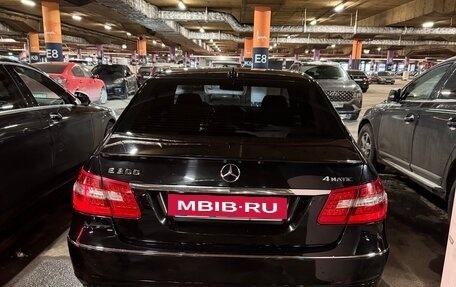 Mercedes-Benz E-Класс, 2012 год, 2 100 000 рублей, 2 фотография