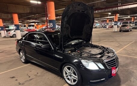 Mercedes-Benz E-Класс, 2012 год, 2 100 000 рублей, 13 фотография