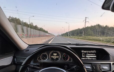 Mercedes-Benz E-Класс, 2012 год, 2 100 000 рублей, 17 фотография