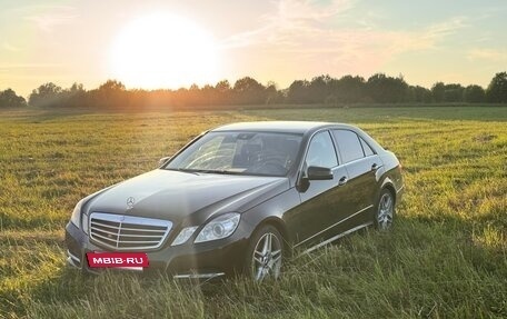 Mercedes-Benz E-Класс, 2012 год, 2 100 000 рублей, 18 фотография