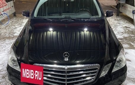 Mercedes-Benz E-Класс, 2012 год, 2 100 000 рублей, 23 фотография