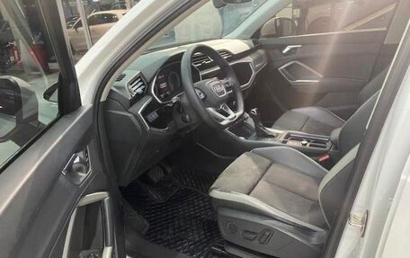 Audi Q3, 2022 год, 2 660 000 рублей, 16 фотография