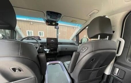 Hyundai Staria, 2024 год, 4 580 000 рублей, 14 фотография