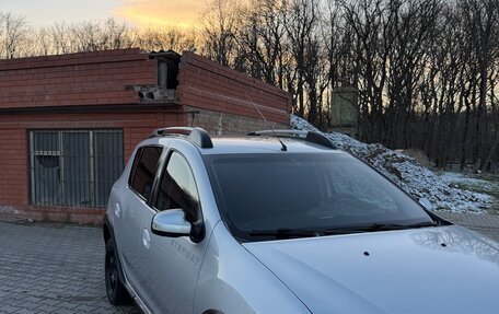 Renault Sandero II рестайлинг, 2016 год, 630 000 рублей, 2 фотография