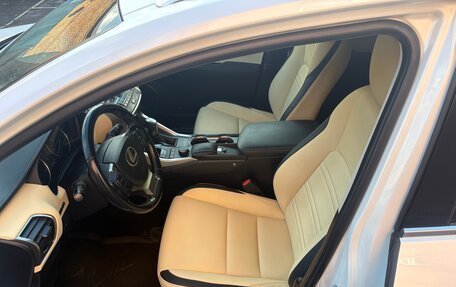 Lexus NX I, 2015 год, 2 200 000 рублей, 9 фотография