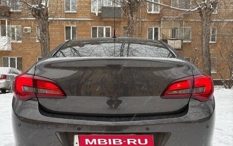 Opel Astra J, 2014 год, 900 000 рублей, 4 фотография