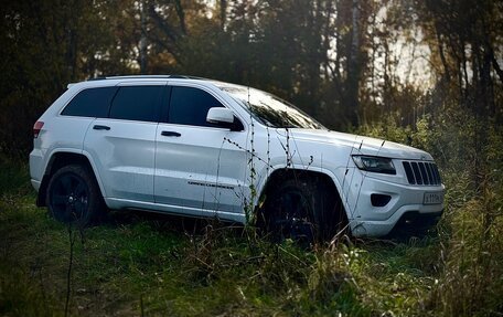 Jeep Grand Cherokee, 2013 год, 2 500 000 рублей, 3 фотография