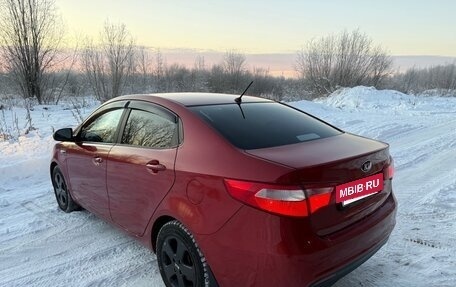 KIA Rio III рестайлинг, 2013 год, 990 000 рублей, 4 фотография