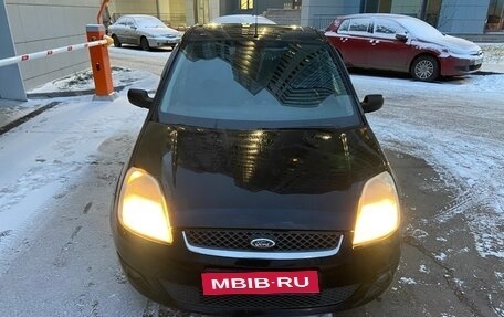 Ford Fiesta, 2005 год, 360 000 рублей, 1 фотография