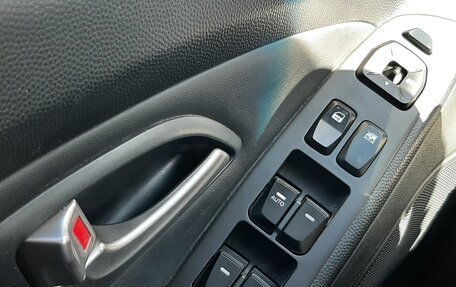 Hyundai ix35 I рестайлинг, 2012 год, 1 800 000 рублей, 9 фотография