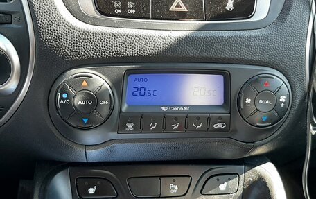 Hyundai ix35 I рестайлинг, 2012 год, 1 800 000 рублей, 12 фотография