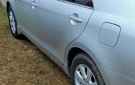 Toyota Camry, 2007 год, 900 000 рублей, 2 фотография