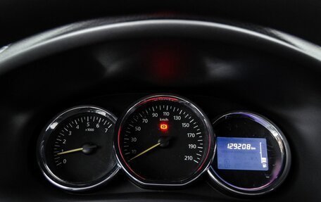 Renault Logan II, 2014 год, 700 000 рублей, 16 фотография