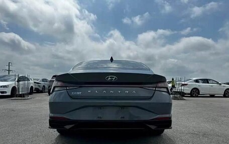 Hyundai Elantra, 2021 год, 1 650 000 рублей, 4 фотография