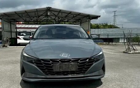 Hyundai Elantra, 2021 год, 1 650 000 рублей, 2 фотография