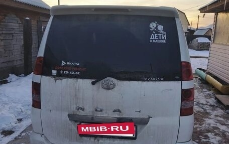 Toyota Noah III, 2002 год, 990 000 рублей, 2 фотография