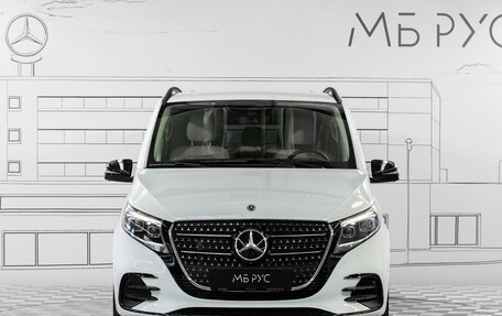 Mercedes-Benz V-Класс, 2024 год, 17 750 000 рублей, 2 фотография