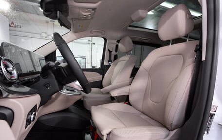 Mercedes-Benz V-Класс, 2024 год, 17 750 000 рублей, 8 фотография