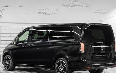 Mercedes-Benz V-Класс, 2024 год, 18 050 000 рублей, 8 фотография