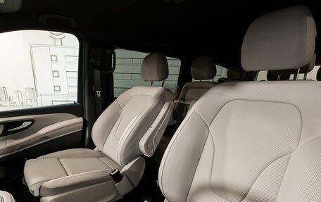 Mercedes-Benz V-Класс, 2024 год, 18 050 000 рублей, 13 фотография