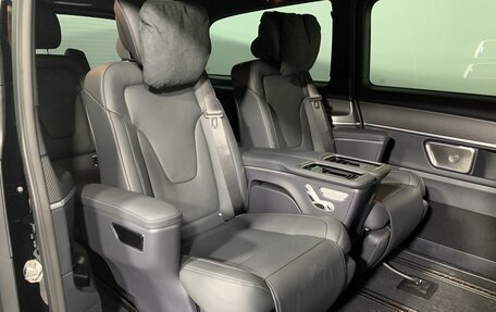 Mercedes-Benz V-Класс, 2024 год, 18 750 000 рублей, 37 фотография