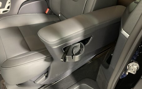 Mercedes-Benz V-Класс, 2024 год, 18 750 000 рублей, 27 фотография