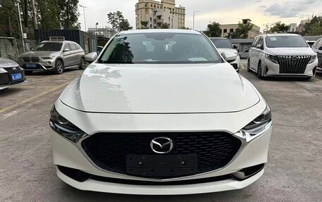 Mazda 3, 2022 год, 1 370 333 рублей, 2 фотография