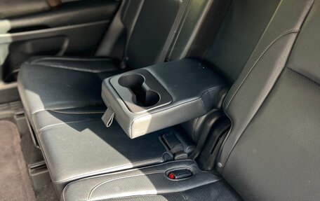 Toyota Highlander III, 2016 год, 3 250 000 рублей, 15 фотография