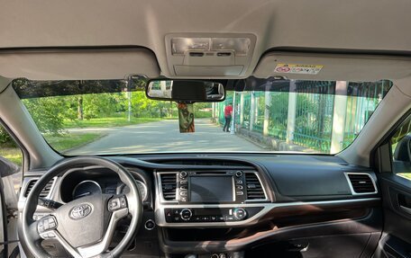 Toyota Highlander III, 2016 год, 3 250 000 рублей, 10 фотография