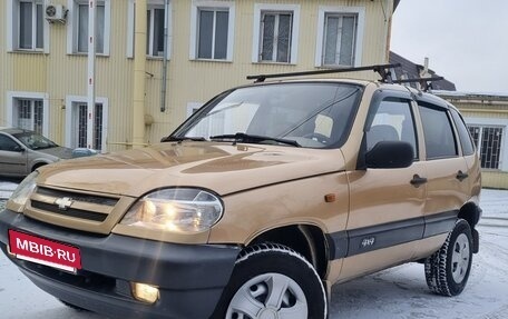 Chevrolet Niva I рестайлинг, 2006 год, 335 000 рублей, 2 фотография